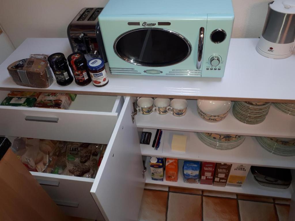Karl-Stieler-Str. One Room In A 2 Room Appartment ; Lot Space บรุคมุห์ล ภายนอก รูปภาพ